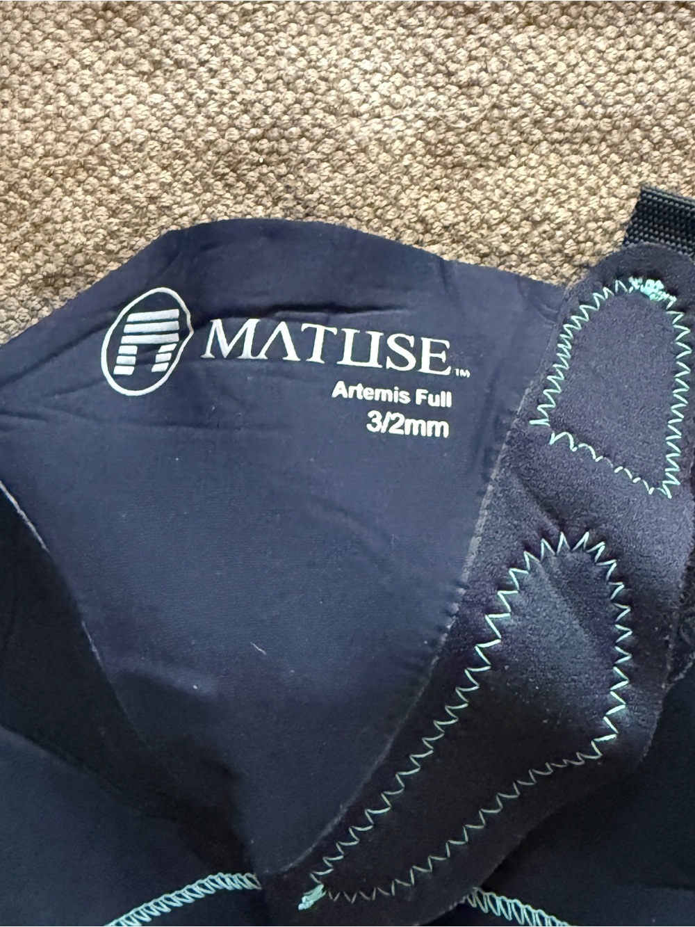 Matuse women’s 3/2 Artemis wetsuit size 6 - Picture 5 of 7